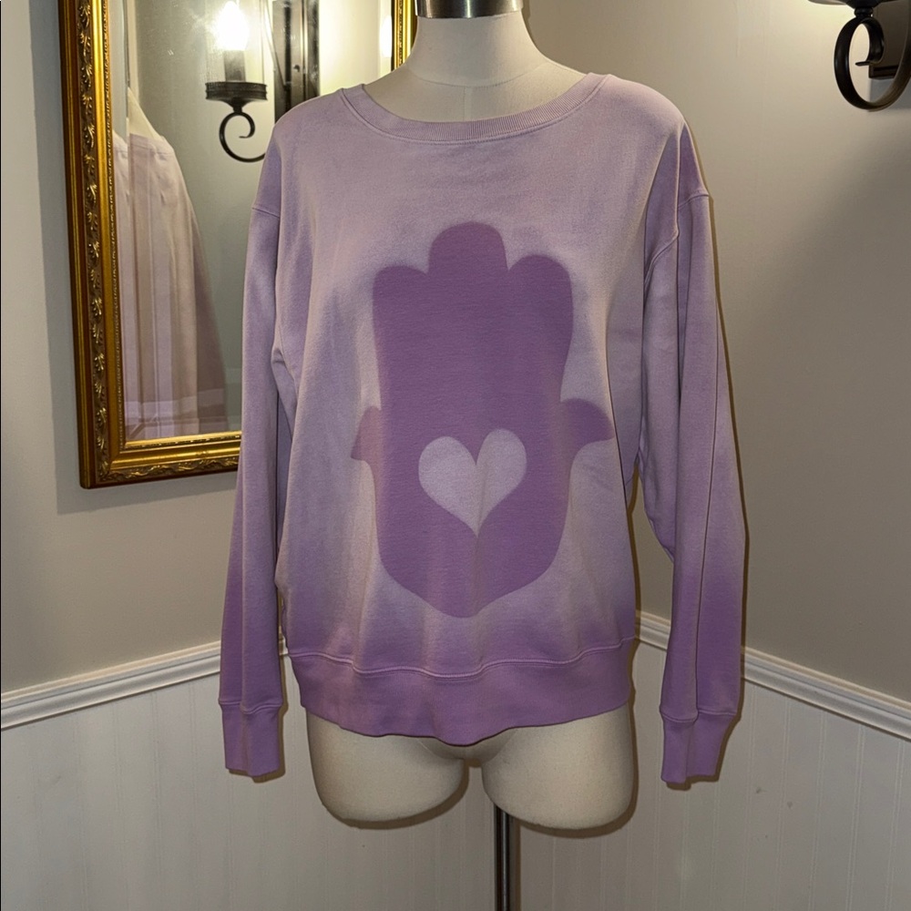 CHRLDR Lavender Sweatshirt.  EUC. Large